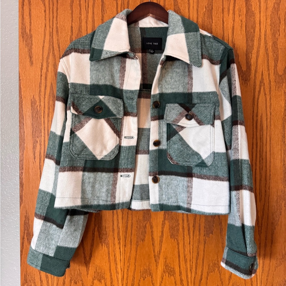 Love Tree Forest Green and Cream Plaid Shacket